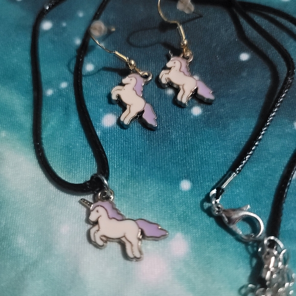 PURPLE AND WHITE UNICORN JEWELRY SET - Picture 2 of 2
